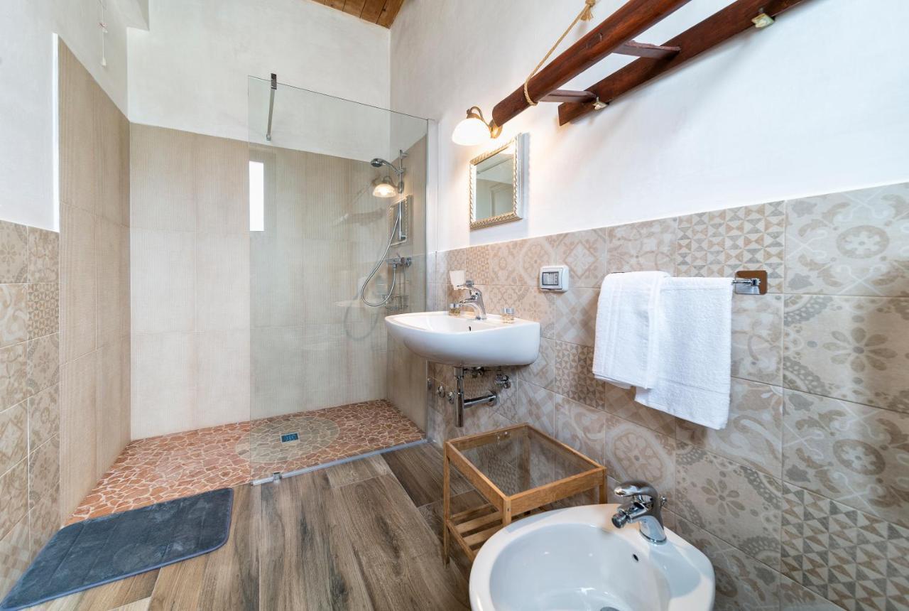 Agriturismo Tenuta Del Grillaio อัคควาวิวา เดลเล ฟอนติ ภายนอก รูปภาพ