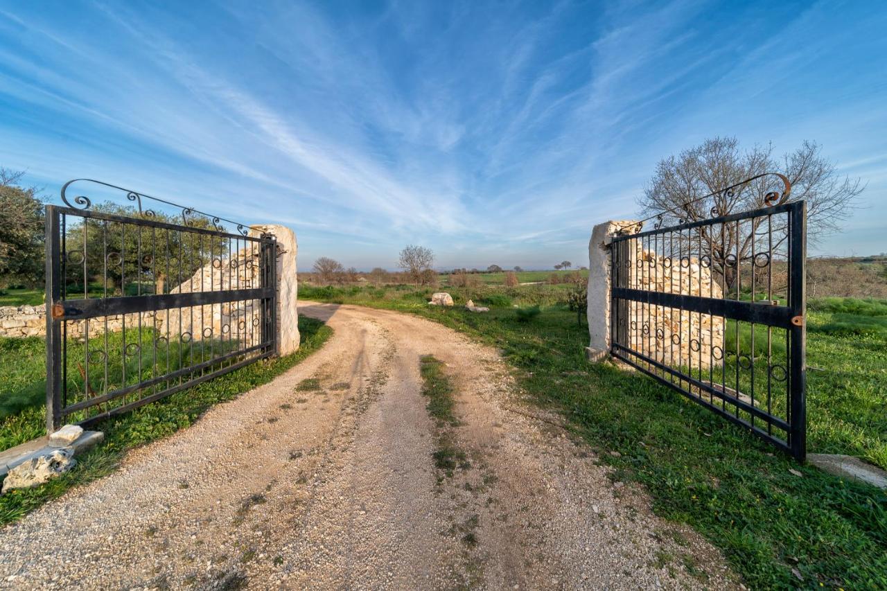 Agriturismo Tenuta Del Grillaio อัคควาวิวา เดลเล ฟอนติ ภายนอก รูปภาพ